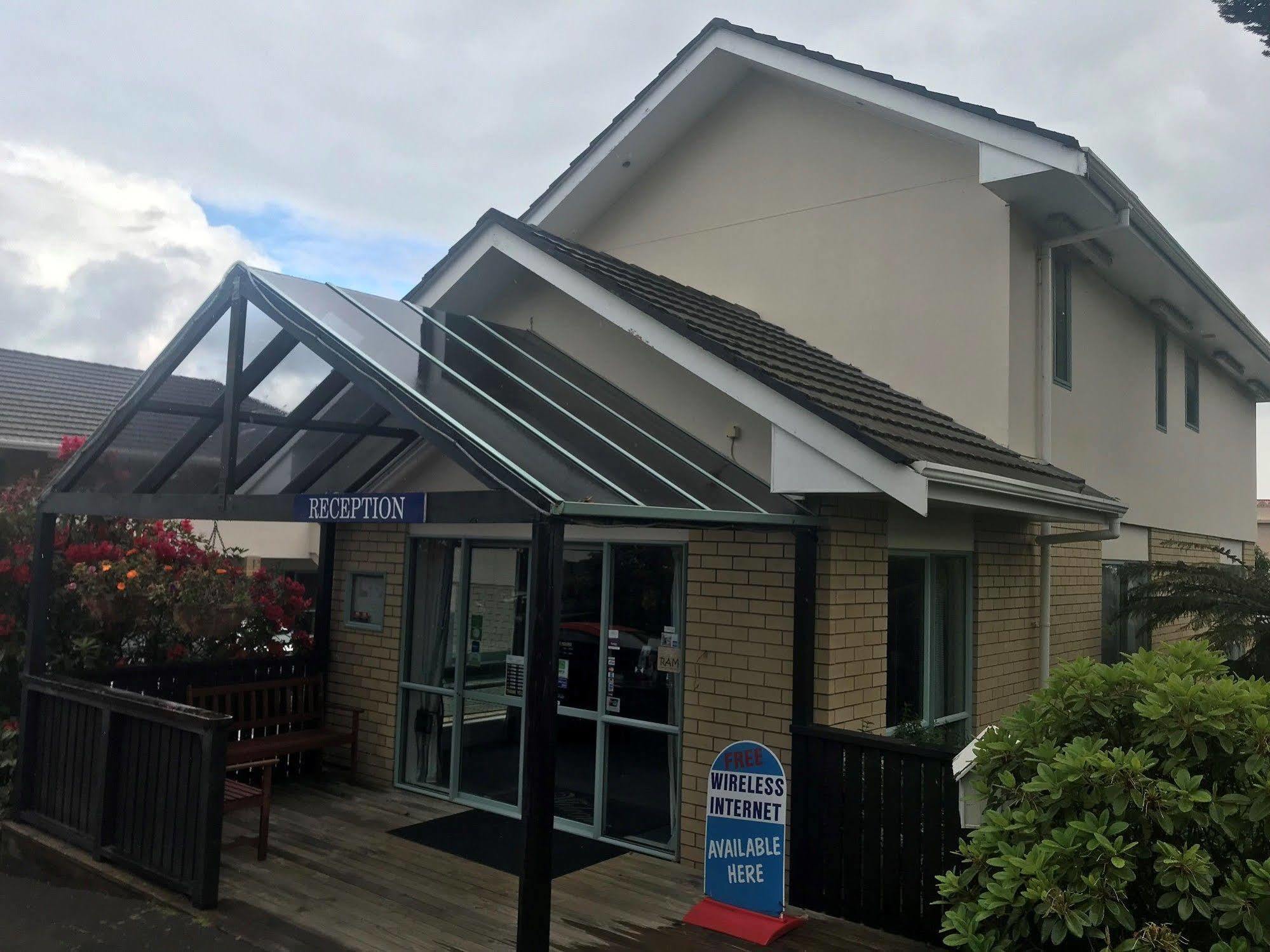 Fenton Court Motel Rotorua Exterior photo